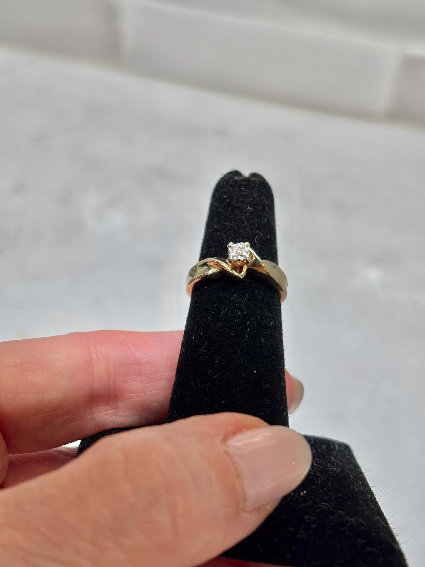 Vintage Diamond Engagement Ring Twist band 14k