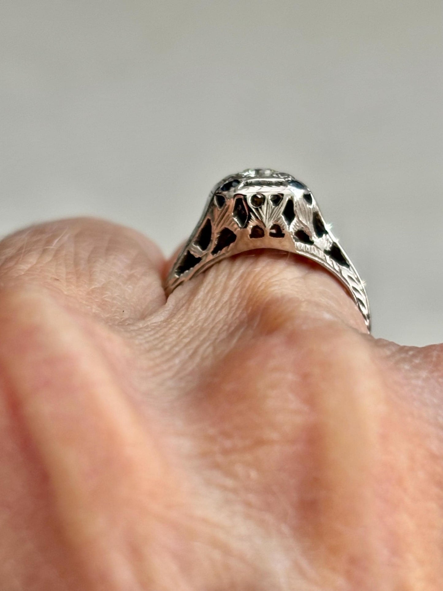 Vintage Diamond Sapphire Accent Ring 18K