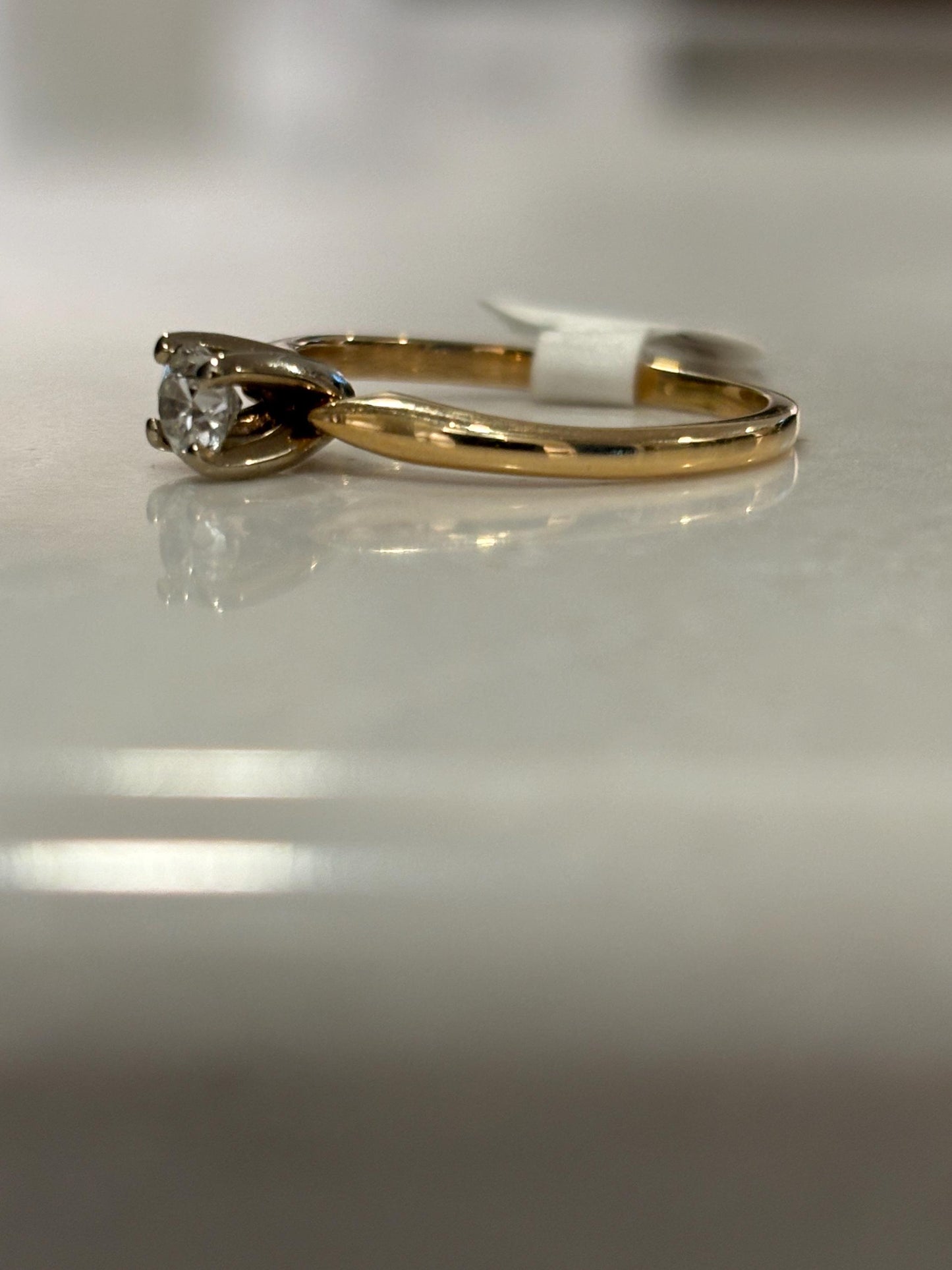 Vintage Diamond Solitaire Engagement Ring 14k