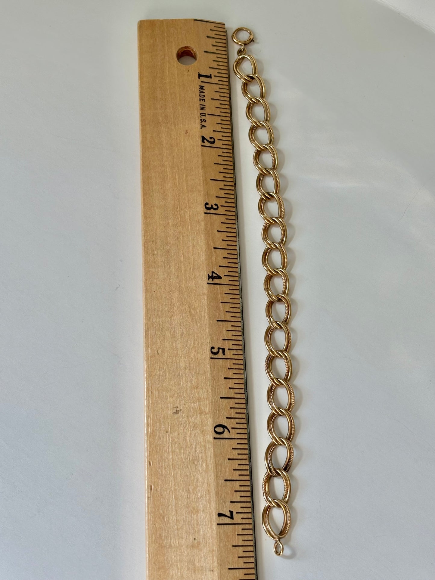 Vintage 14K Gold Textured Oval Link Bracelet | Classic Statement Chain