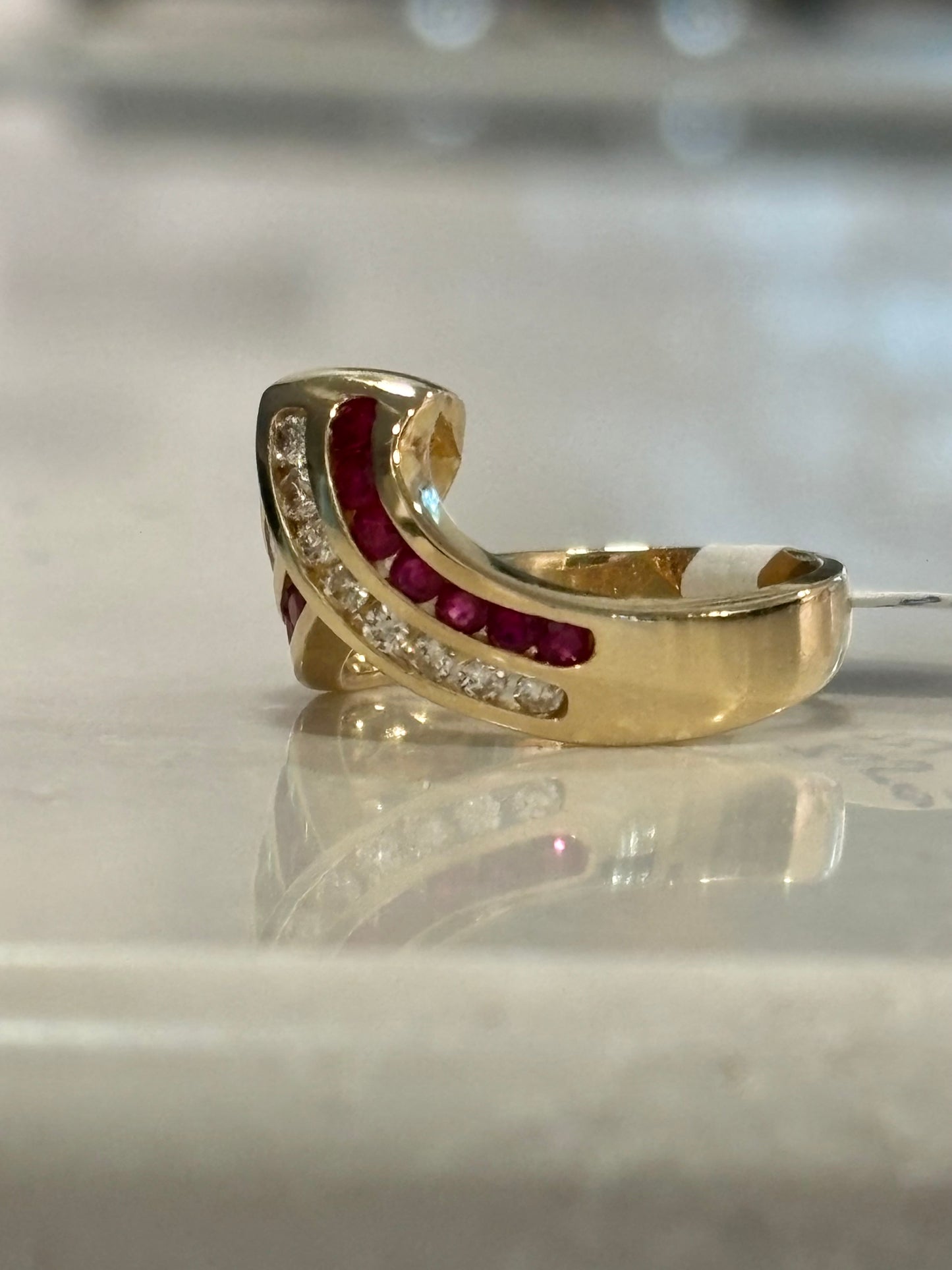 Vintage Ruby Diamond Curved Ring 14k Gold
