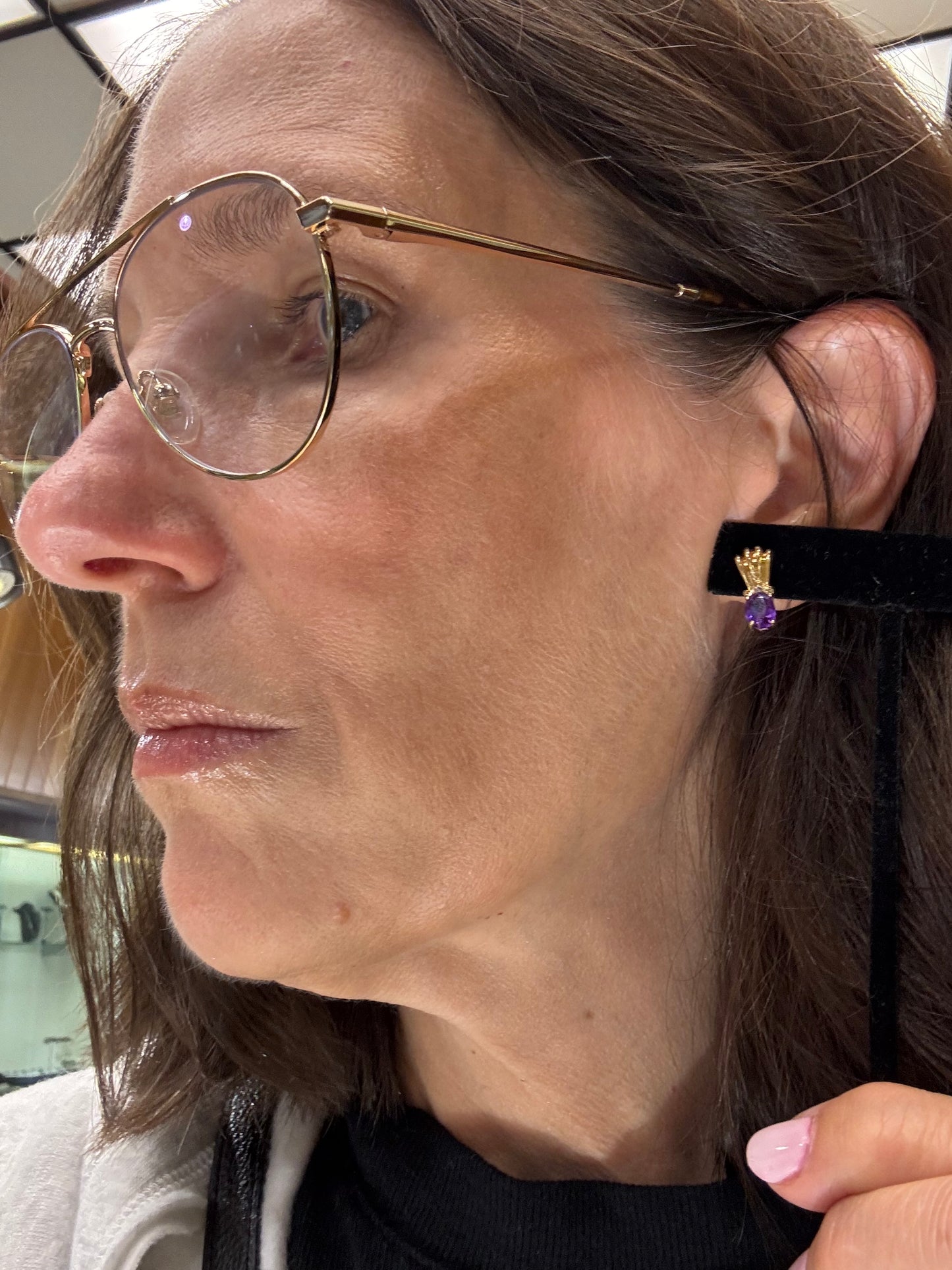 Vintage 14K Yellow Gold Oval Amethyst and Diamond Drop Post Earrings