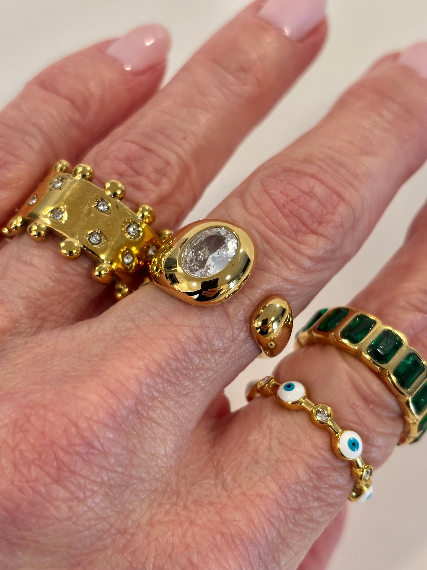 Emerald Luxe Baguette Eternity Band - 18K Gold Plated Stainless Steel