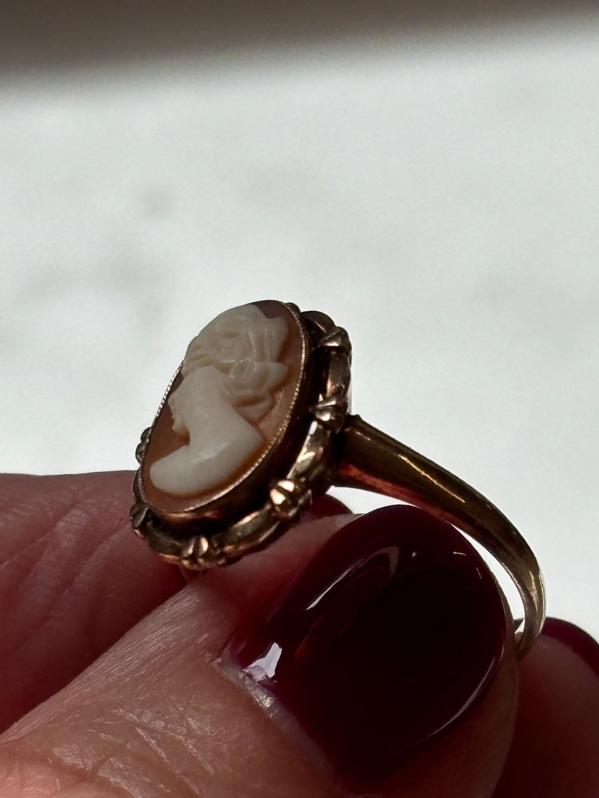 Vintage Victorian 10K Gold Cameo Ring | Estate Shell Portrait Jewelry