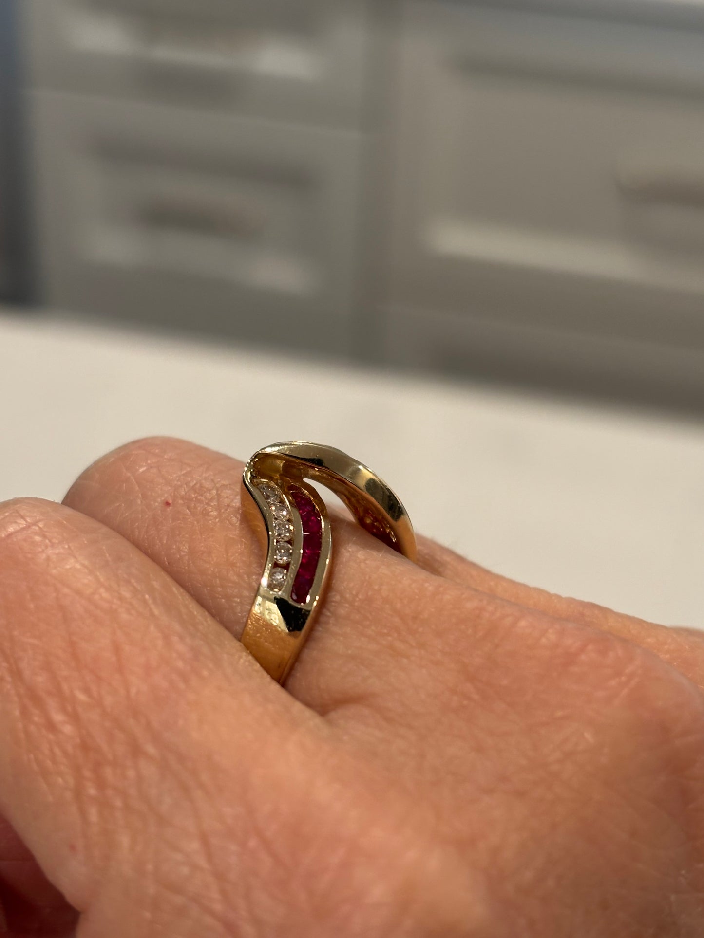 Vintage Ruby Diamond Curved Ring 14k Gold