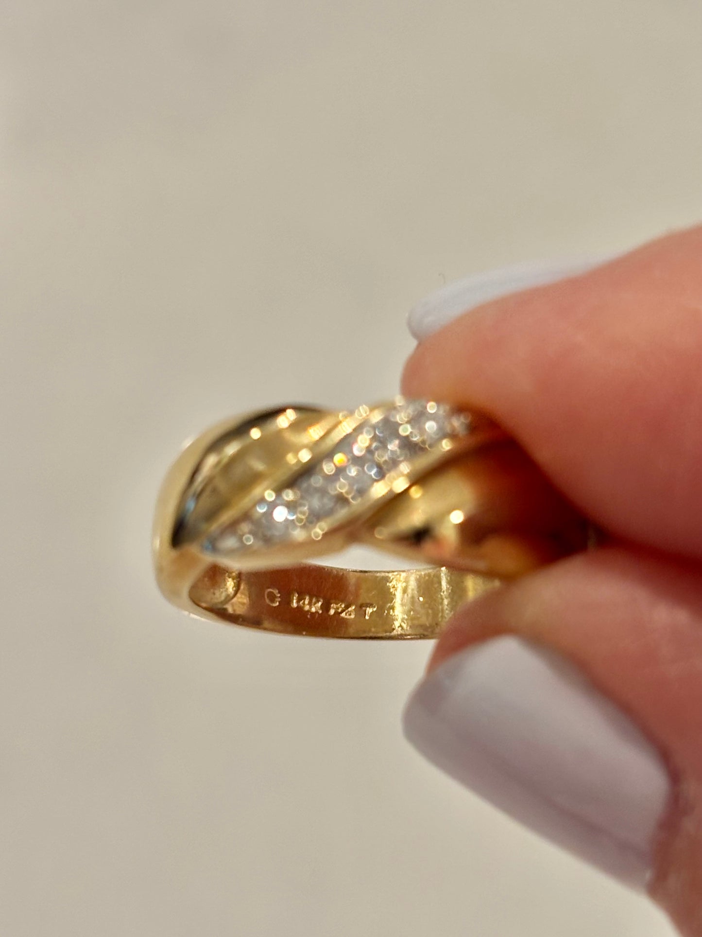 Vintage 14K Yellow Gold Diamond Swirl Ring | Elegant Statement Band