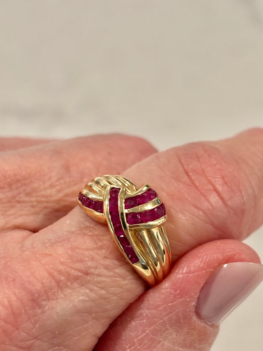 Vintage Ruby Knot Statement Ring 14K Solid Yellow Gold