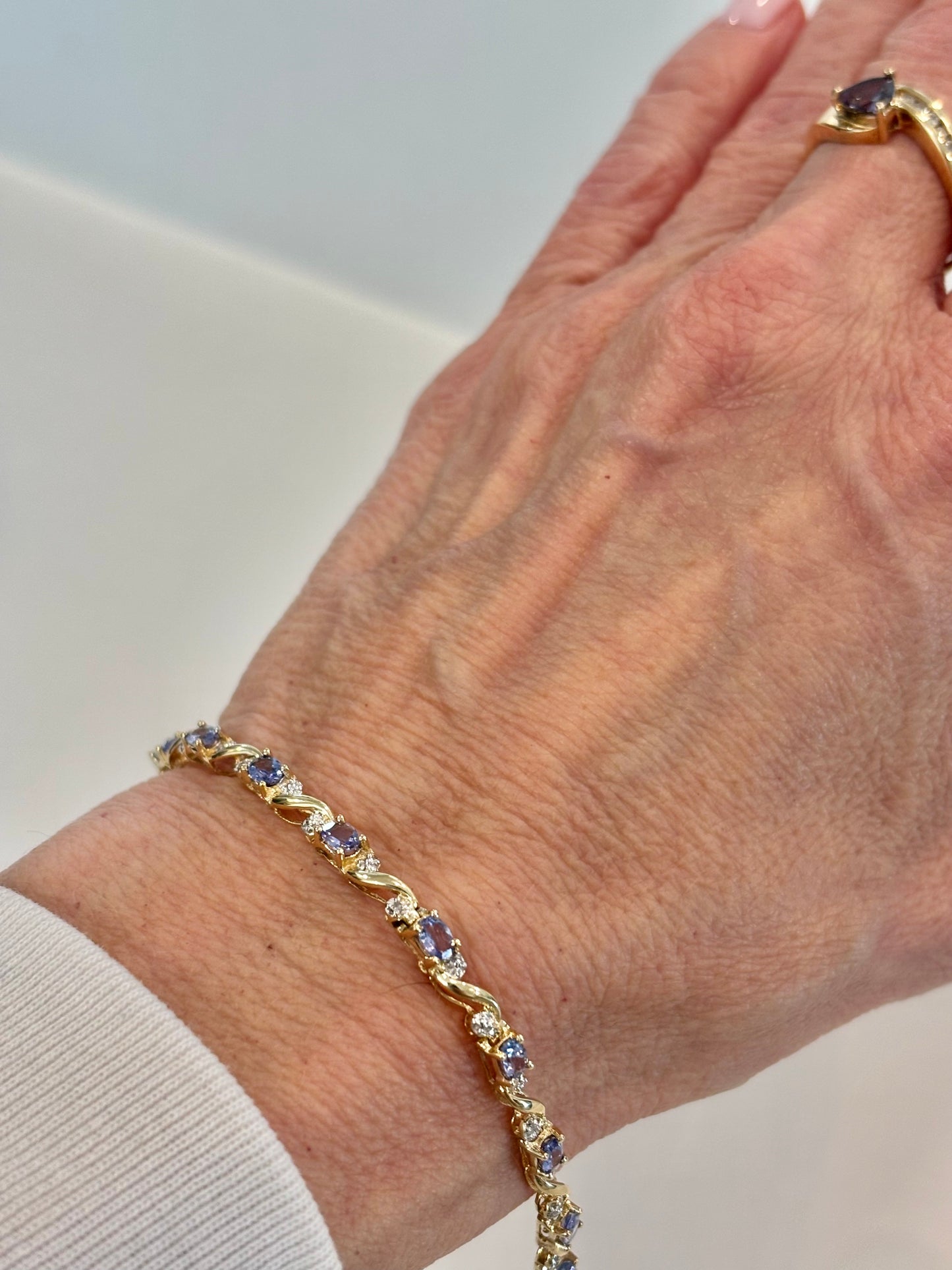 Vintage 10K Yellow Gold Iolite and Diamond Tennis Bracelet - Deep Violet Brilliance