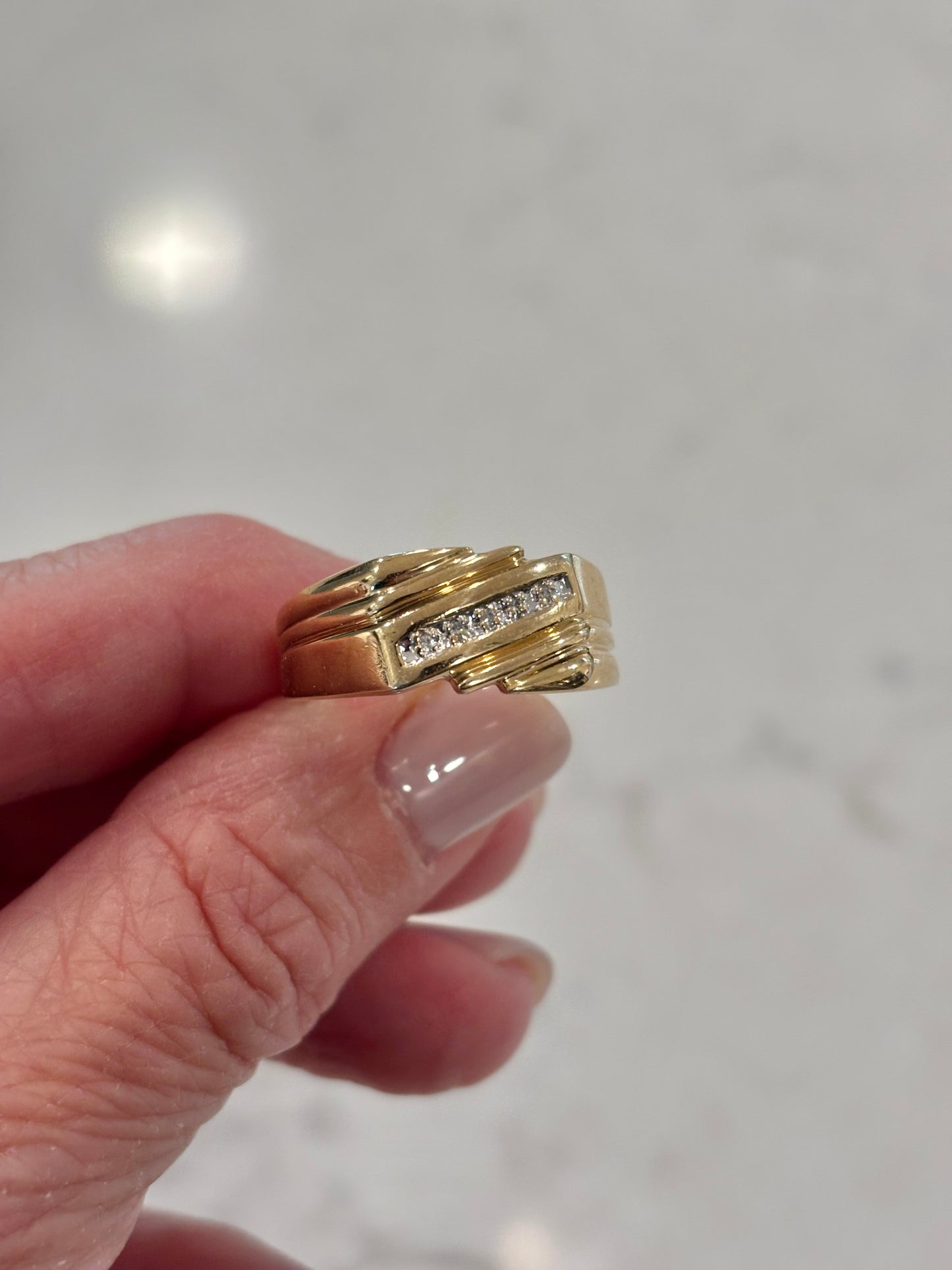 Vintage 14K Gold Diamond Band – Classic Textured Men’s Ring