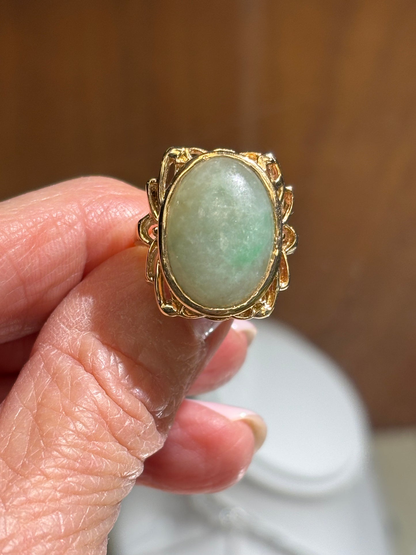 Vintage 14K Yellow Gold Jade Ring - Oval Cabochon Statement Jewelry