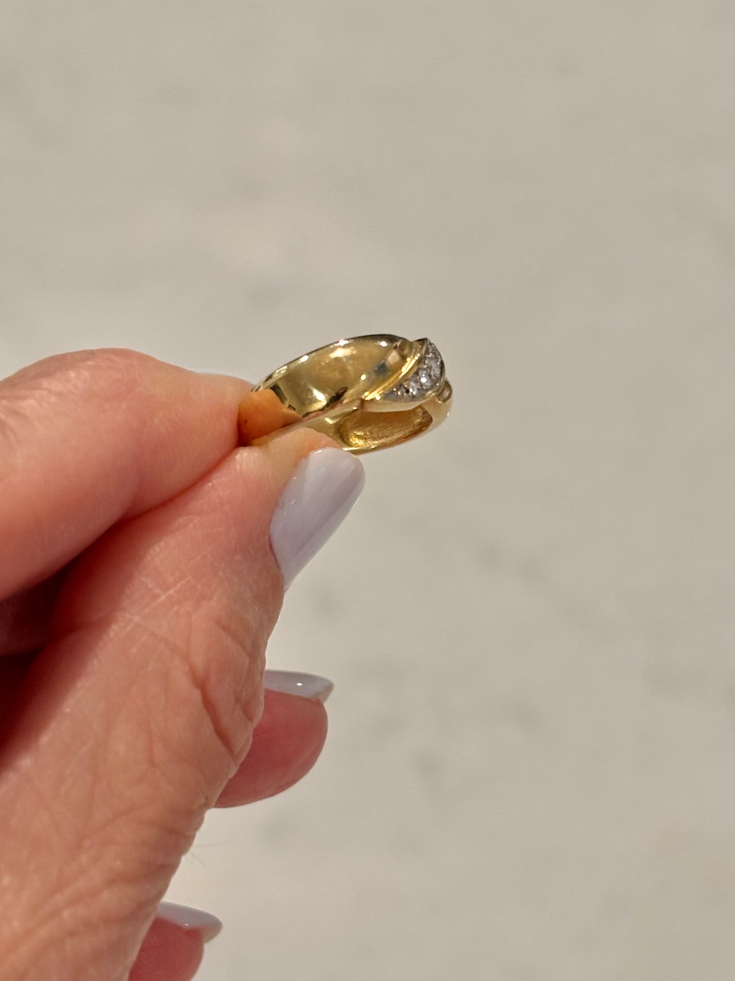 Vintage 14K Yellow Gold Diamond Swirl Ring | Elegant Statement Band