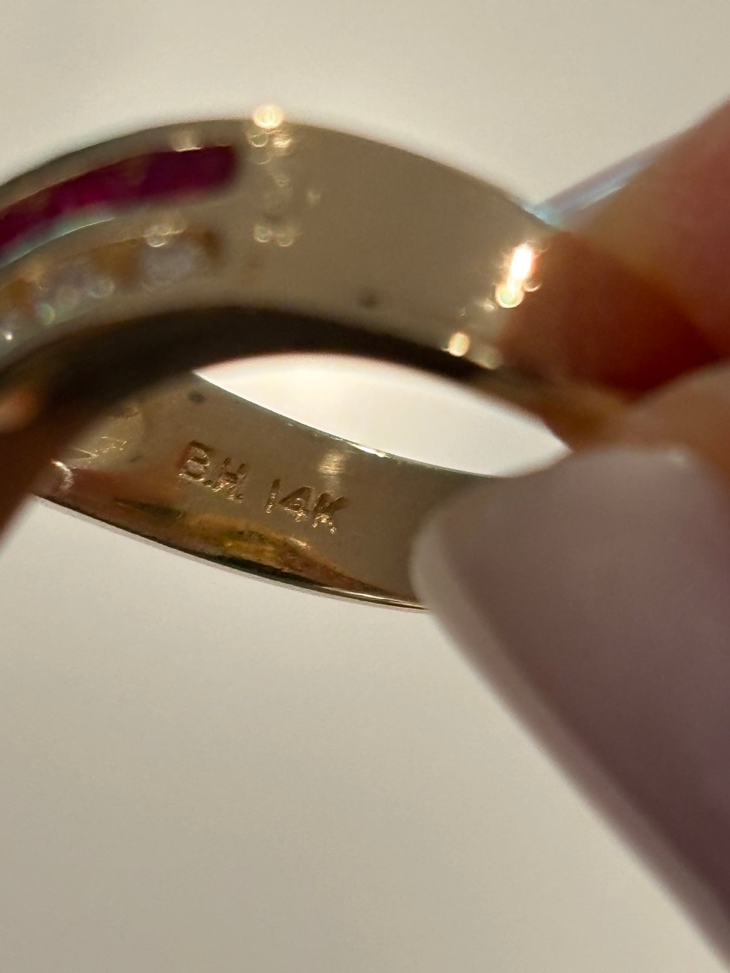 Vintage Ruby Diamond Curved Ring 14k Gold