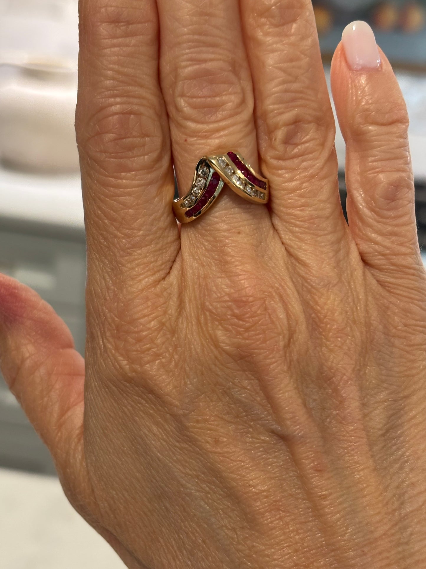Vintage Ruby Diamond Curved Ring 14k Gold