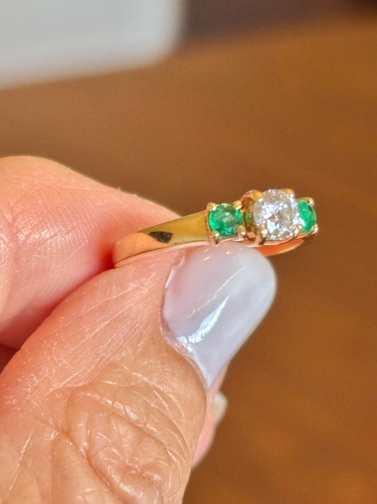 Vintage 14K Yellow Gold Emerald & Diamond Three Stone Ring | Classic Estate Fine Jewelry