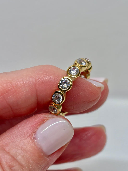 Bezel-Set Cubic Zirconia Eternity Band | 18K Gold Plated Stainless Steel | Stackable Gold Ring