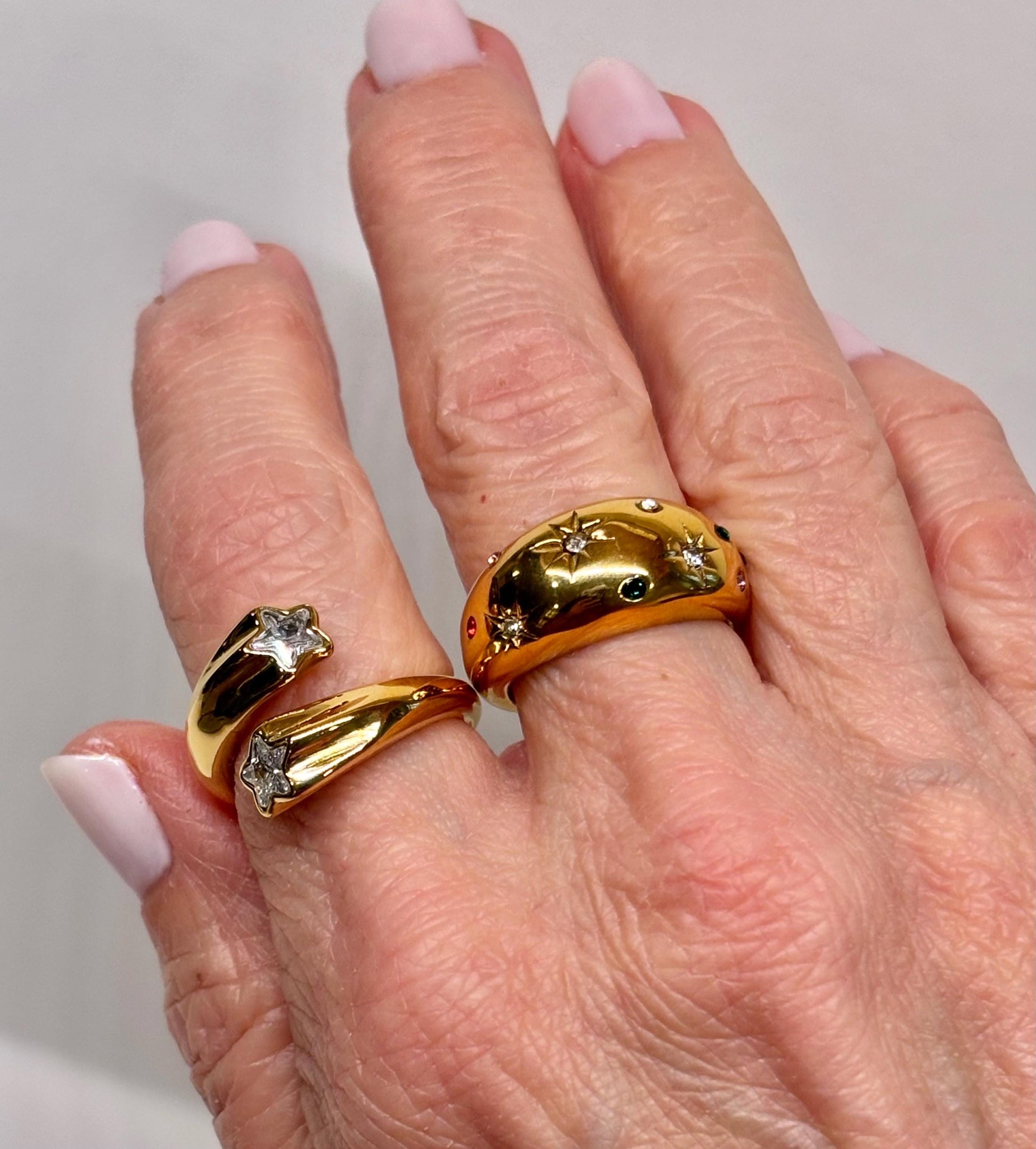 Chunky Celestial Star Band Ring | 18K Gold Plated Stainless Steel | Vintage-Inspired Statement Ring