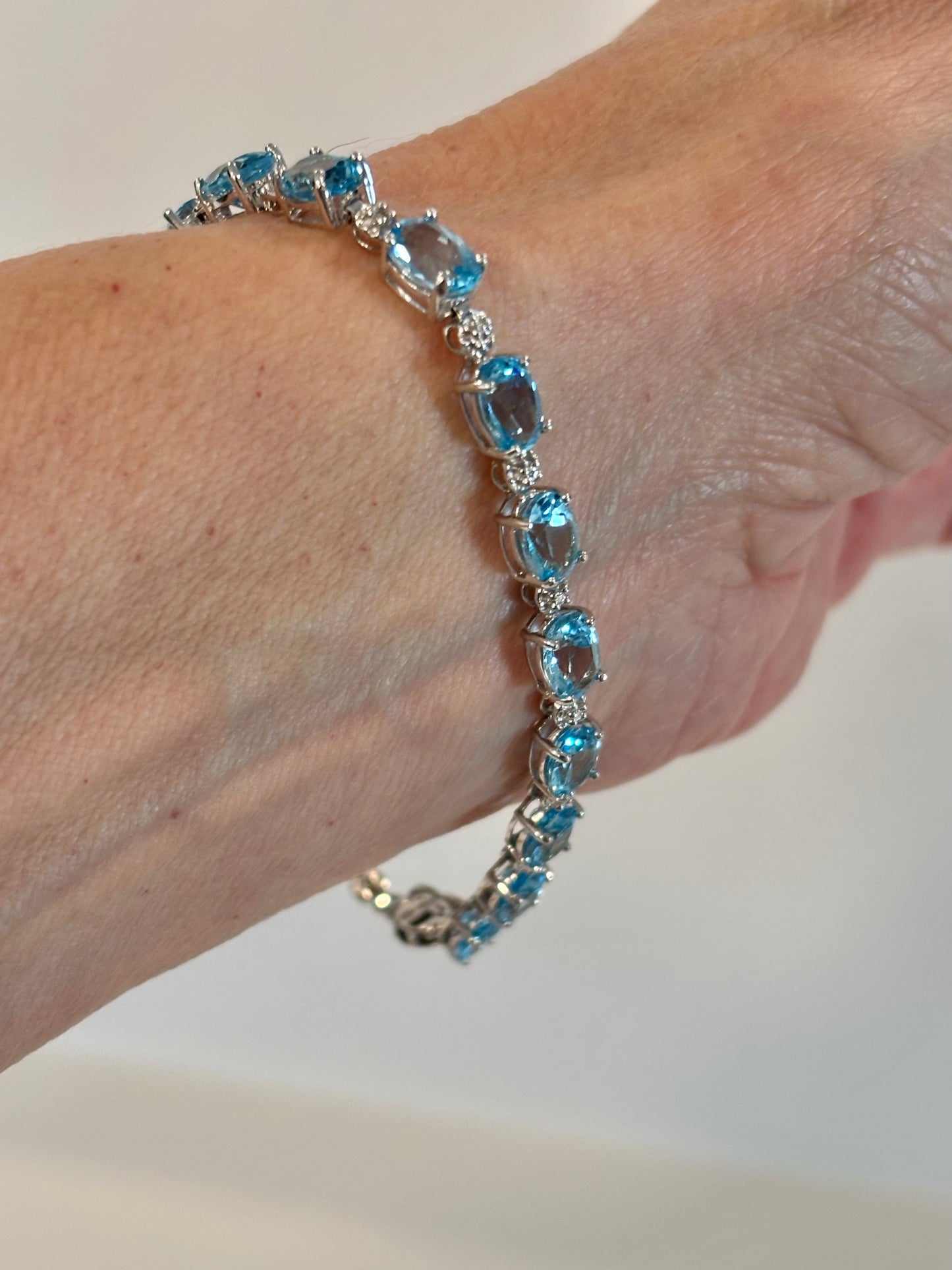 Vintage Blue Topaz Bracelet | Oval Blue Gemstone Tennis Bracelet | Elegant Statement Jewelry | Classic Vintage Bracelet