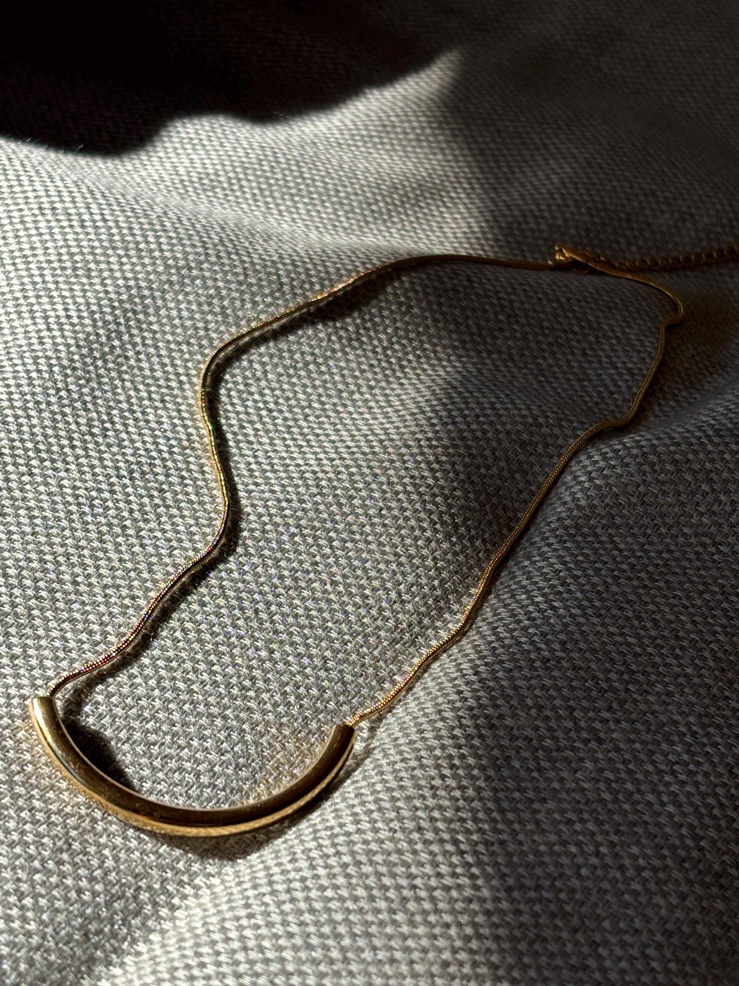 Modern Minalist Gold Trend Necklace