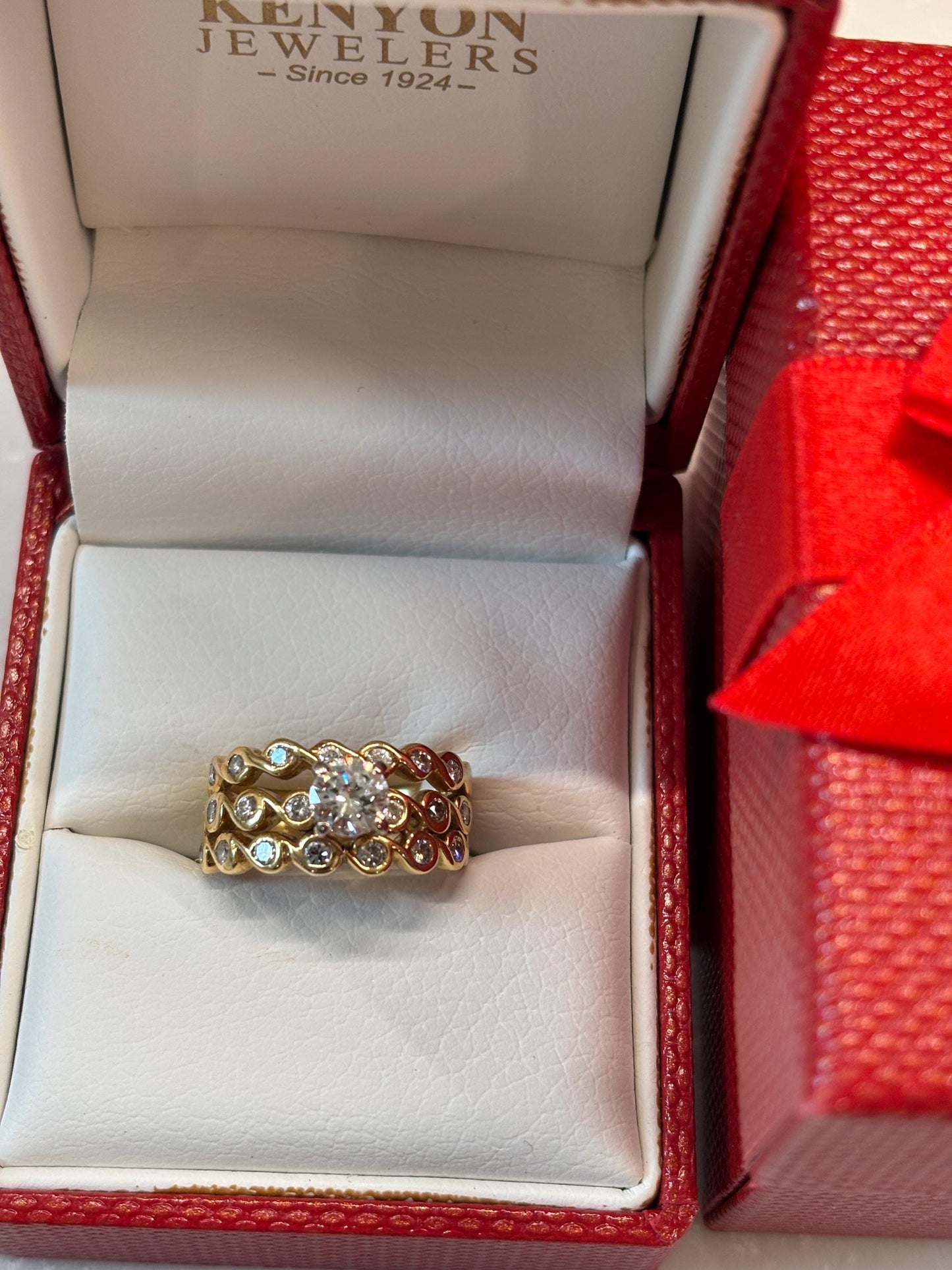 Vintage 18K Yellow Gold Diamond Ring | Braided Band
