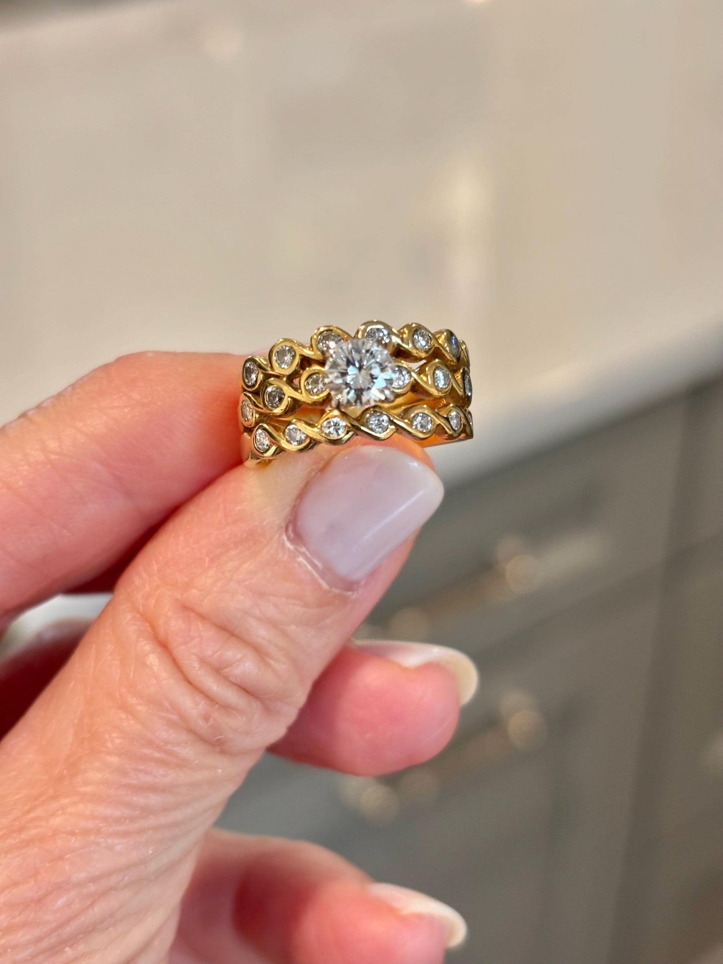 Vintage 18K Yellow Gold Diamond Ring | Braided Band
