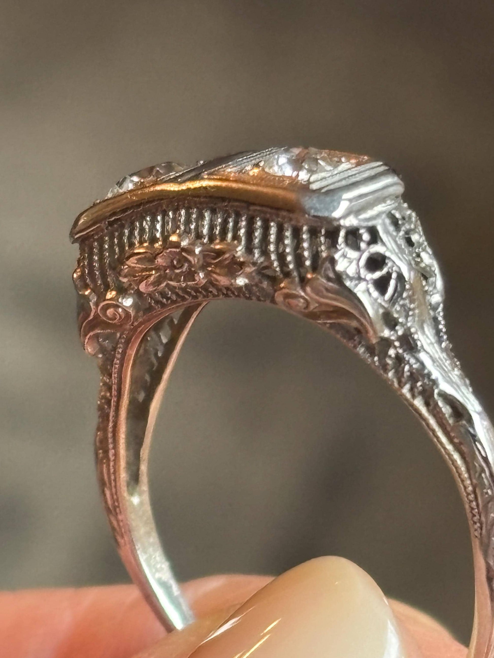 Vintage ‘20s Double Diamond  Ring 18k