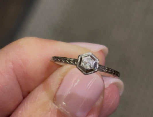 Vintage Art Deco Dainty Diamond Ring 14k