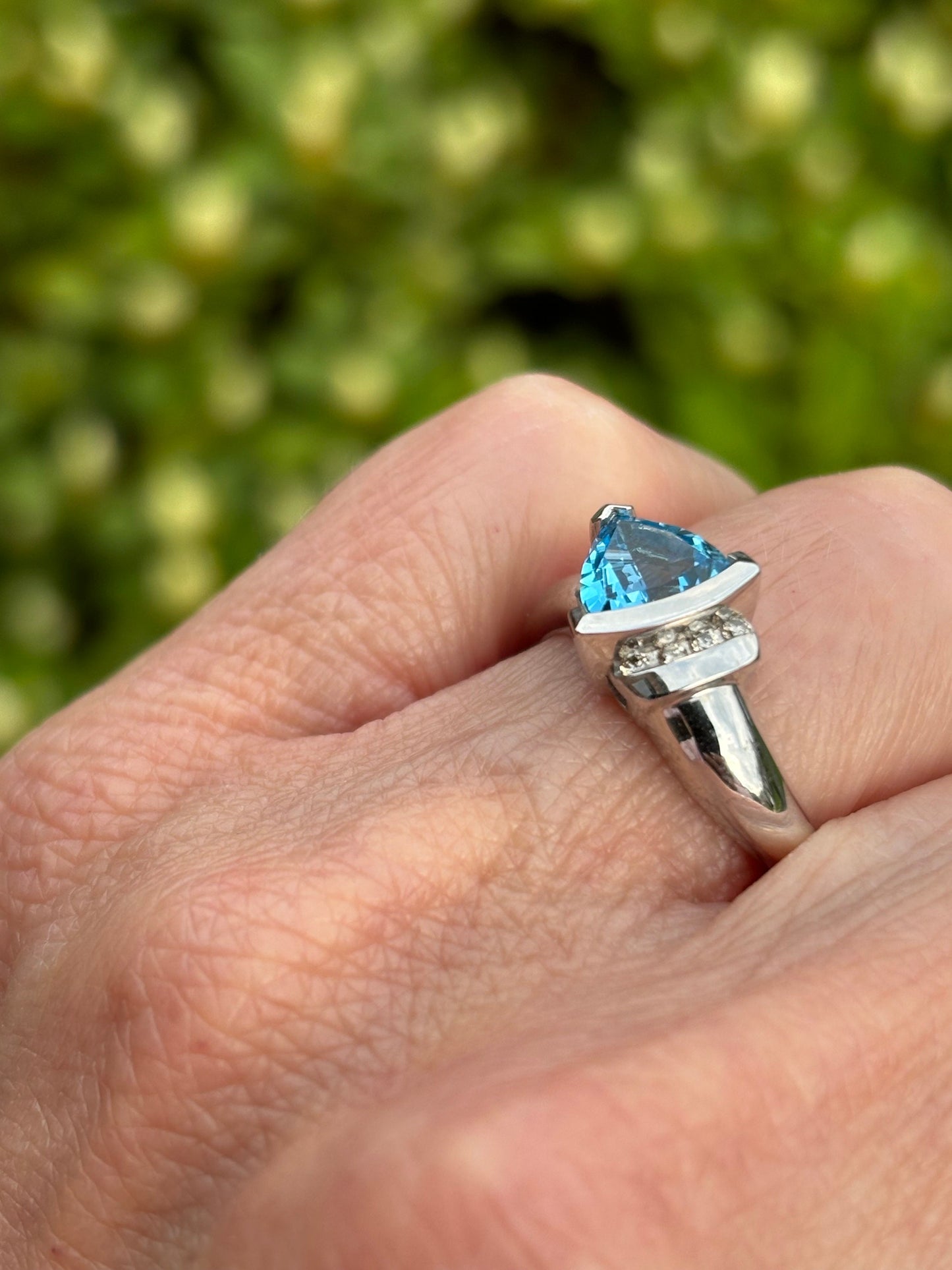 Vintage Blue Topaz Trillion Cut Diamond Accents Ring 14K White Gold