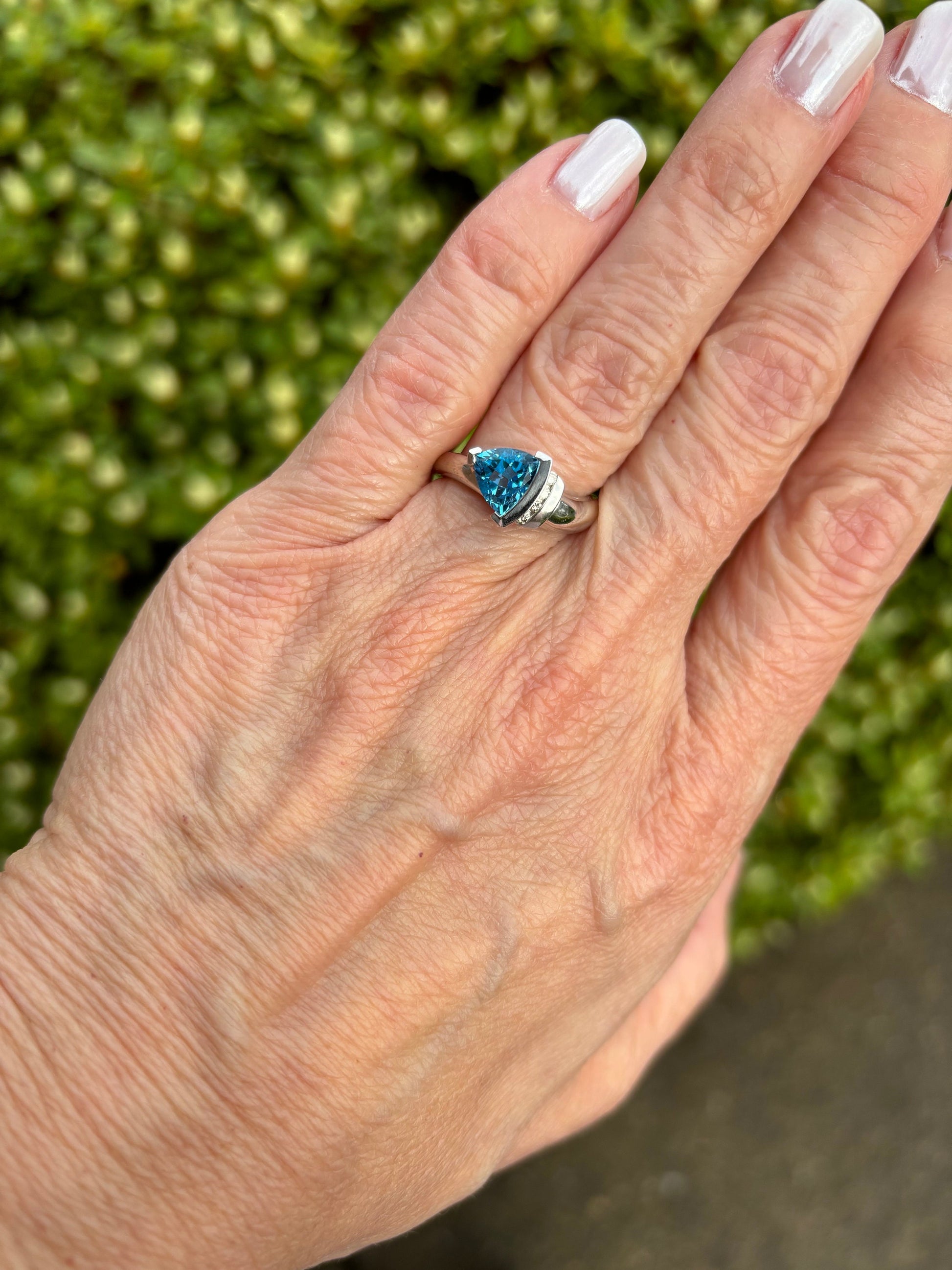 Vintage Blue Topaz Trillion Cut Diamond Accents Ring 14K White Gold