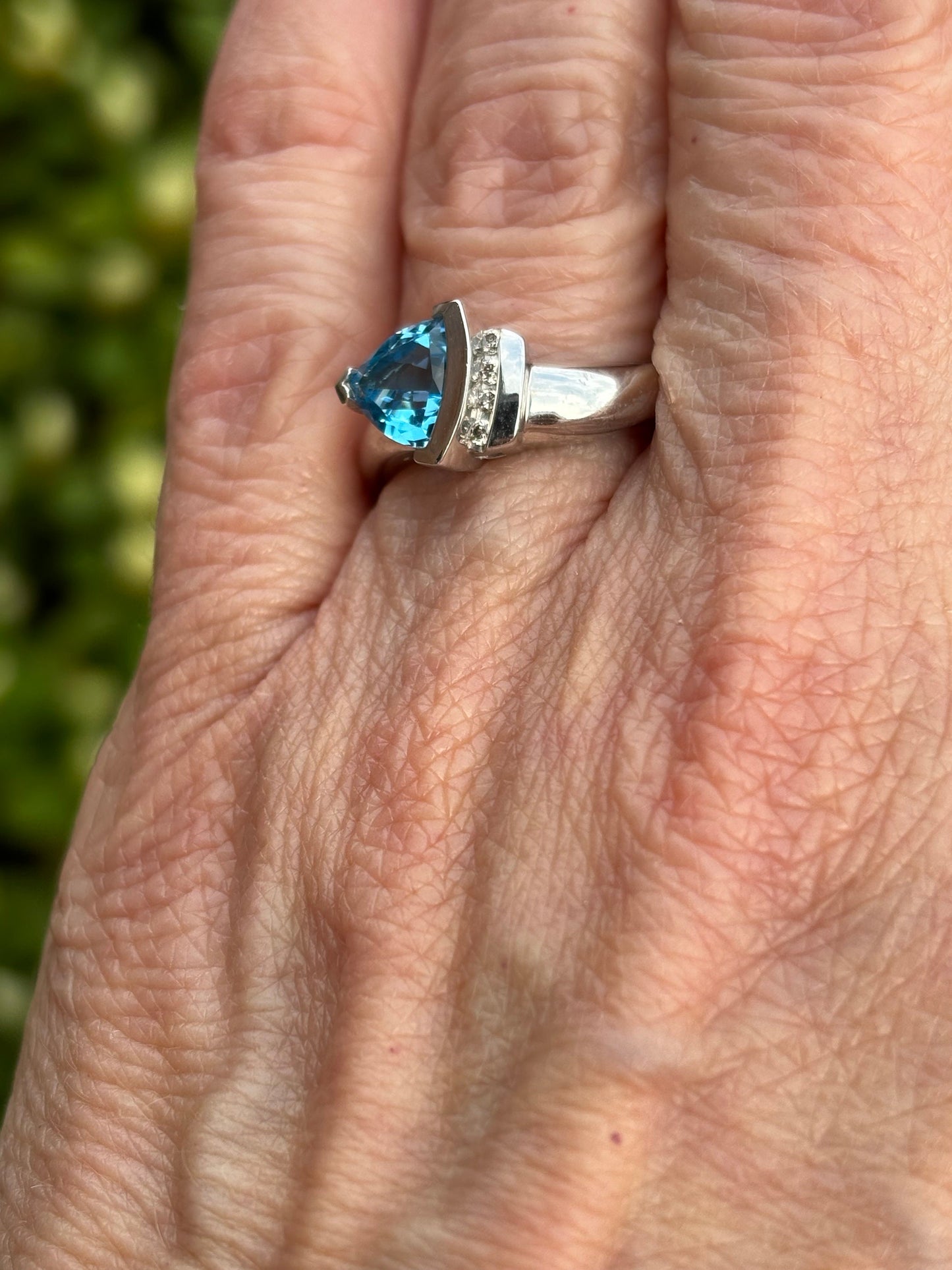 Vintage Blue Topaz Trillion Cut Diamond Accents Ring 14K White Gold