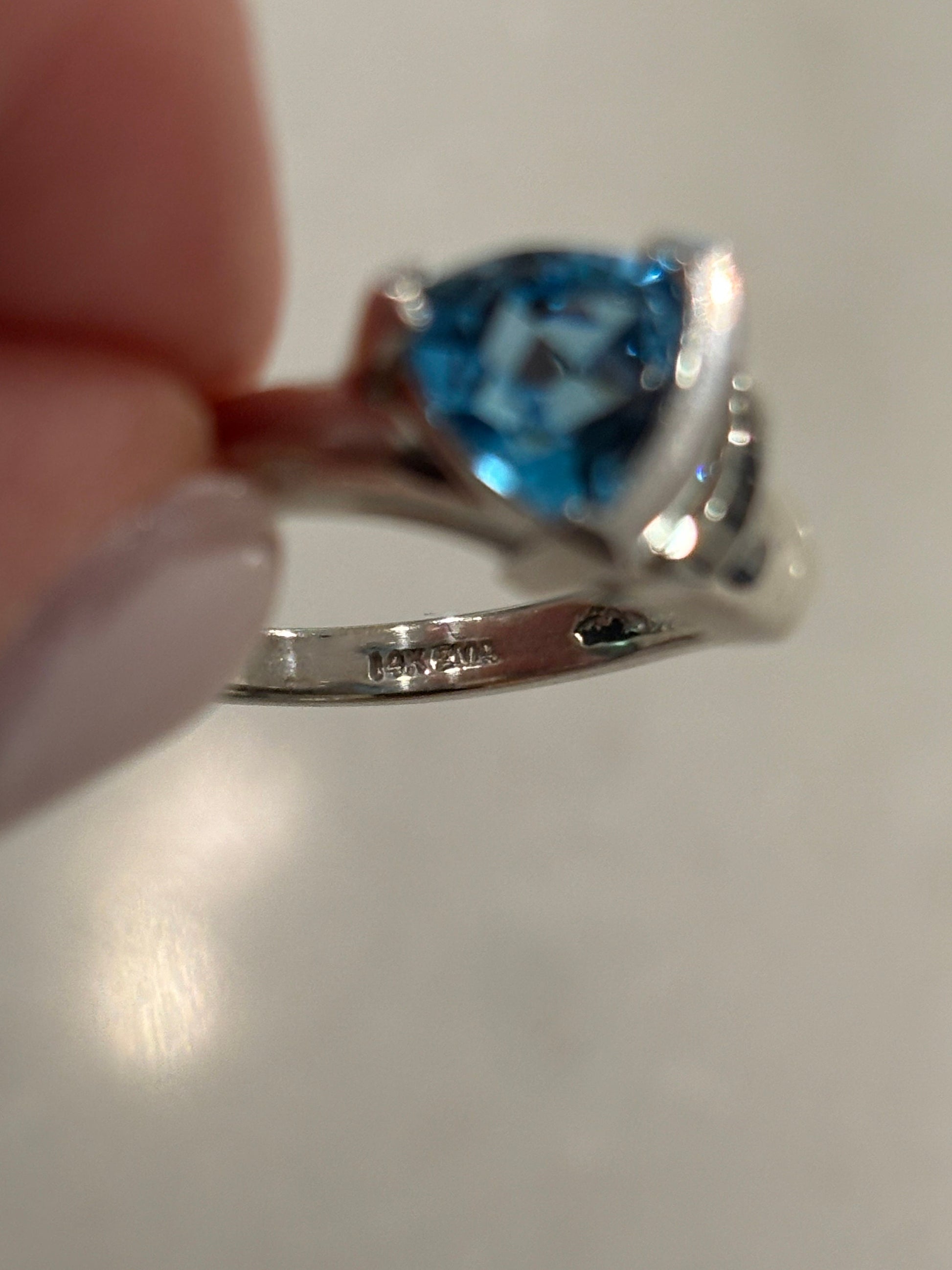 Vintage Blue Topaz Trillion Cut Diamond Accents Ring 14K White Gold
