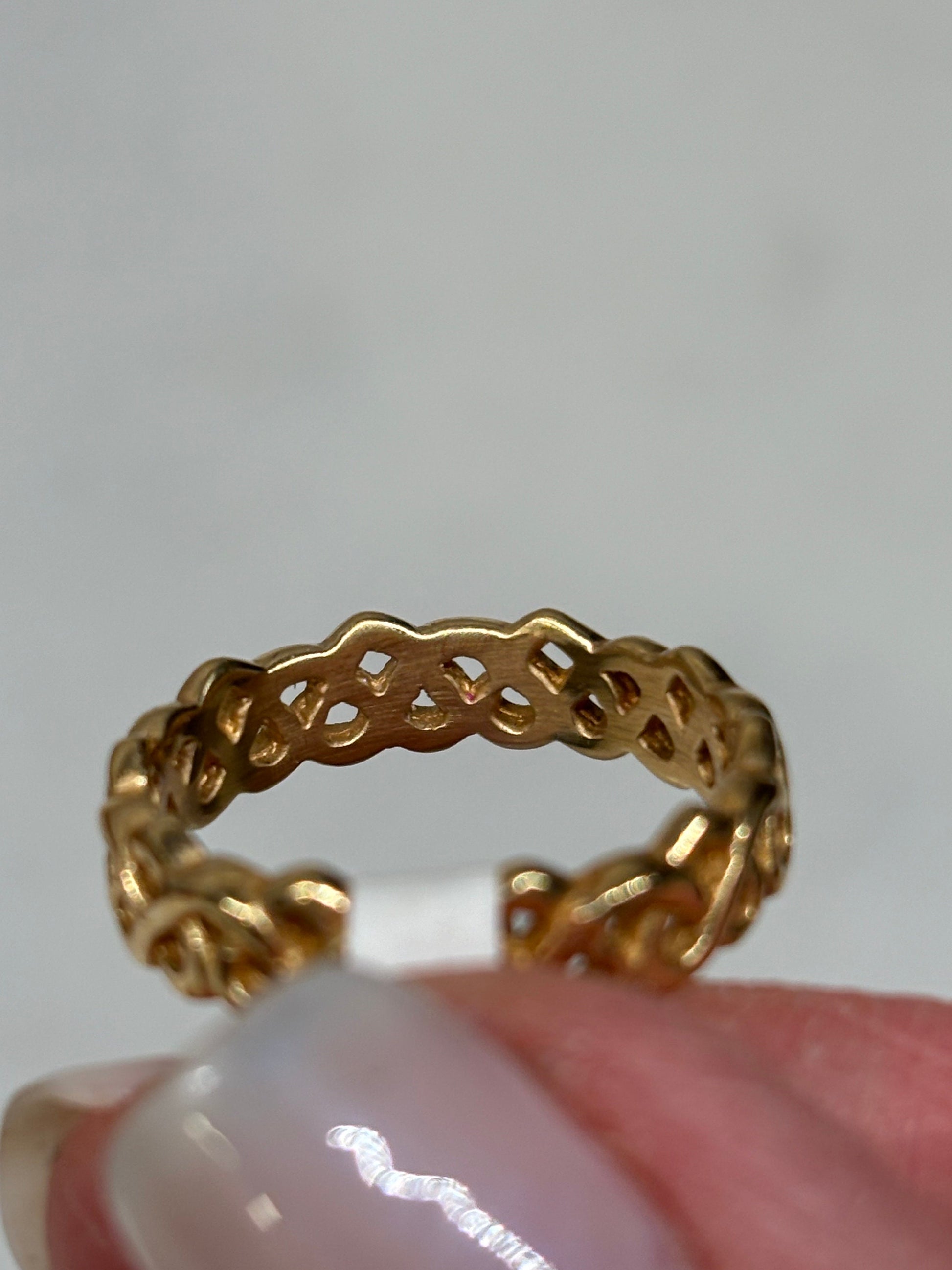 Vintage Celtic Heart Eternity 14k Band
