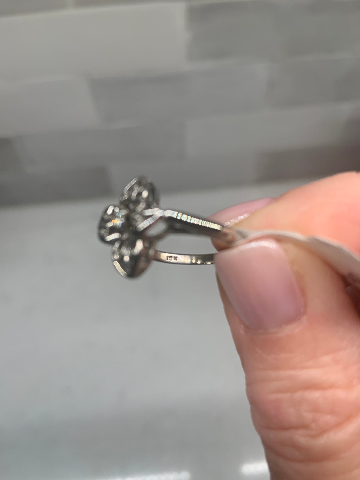 Vintage Dainty Diamond Floral Ring 10k