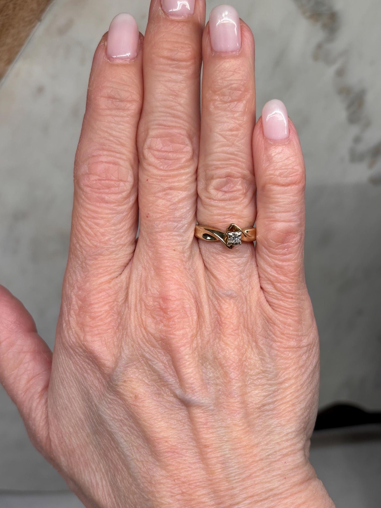 Vintage Diamond Engagement Ring Twist band 14k