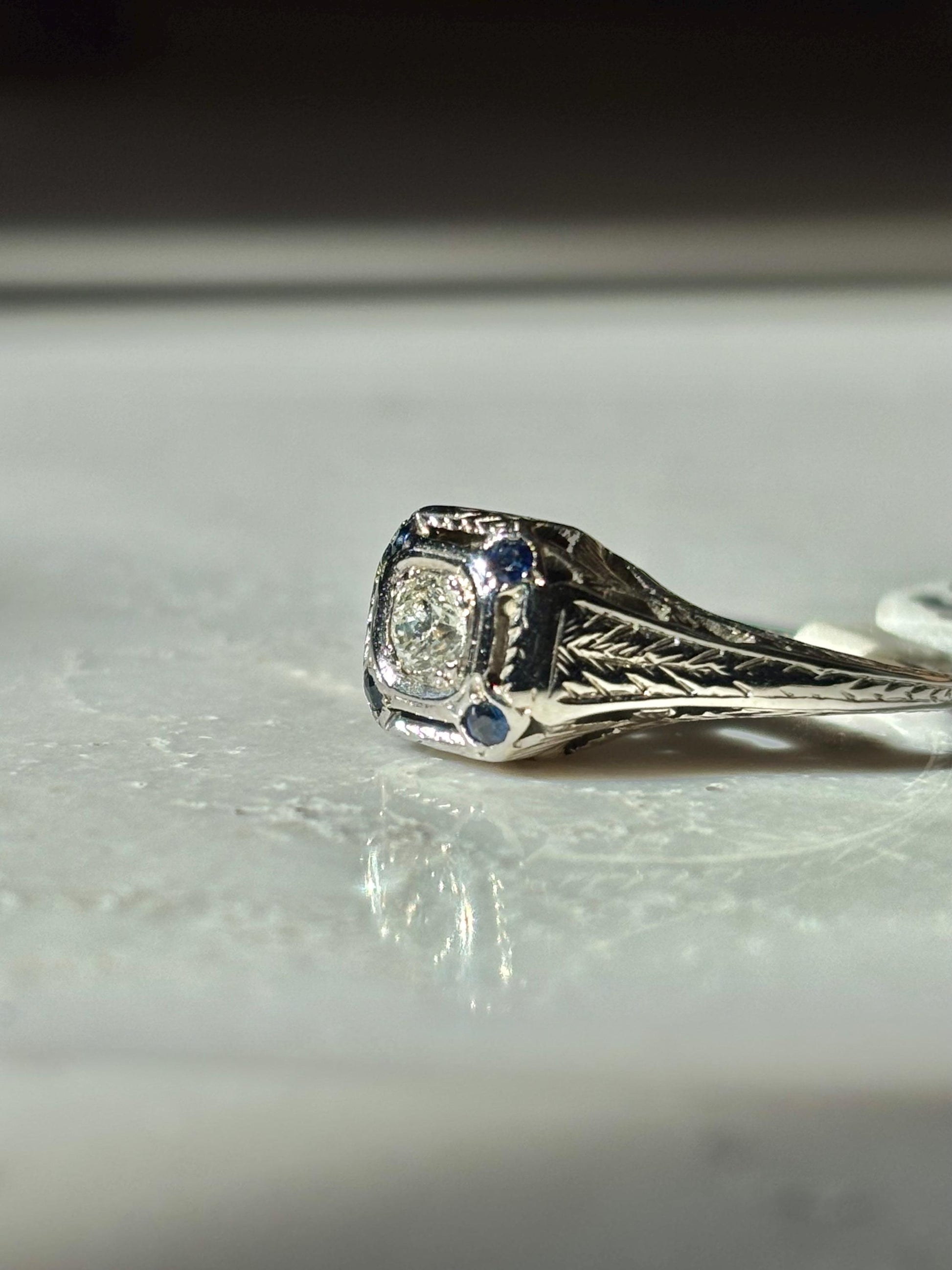Vintage Diamond Sapphire Accent Ring 18K