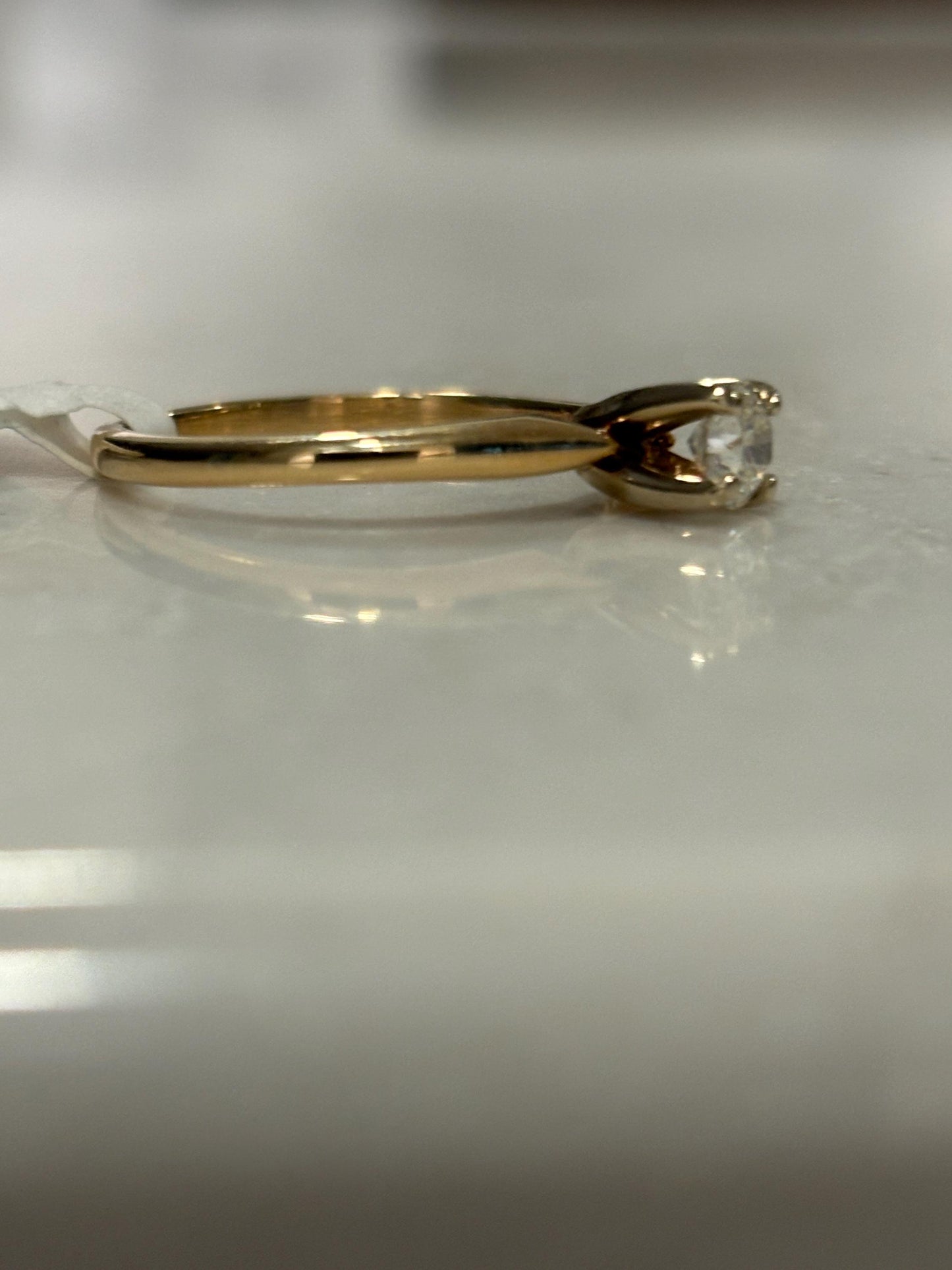 Vintage Diamond Solitaire Engagement Ring 14k