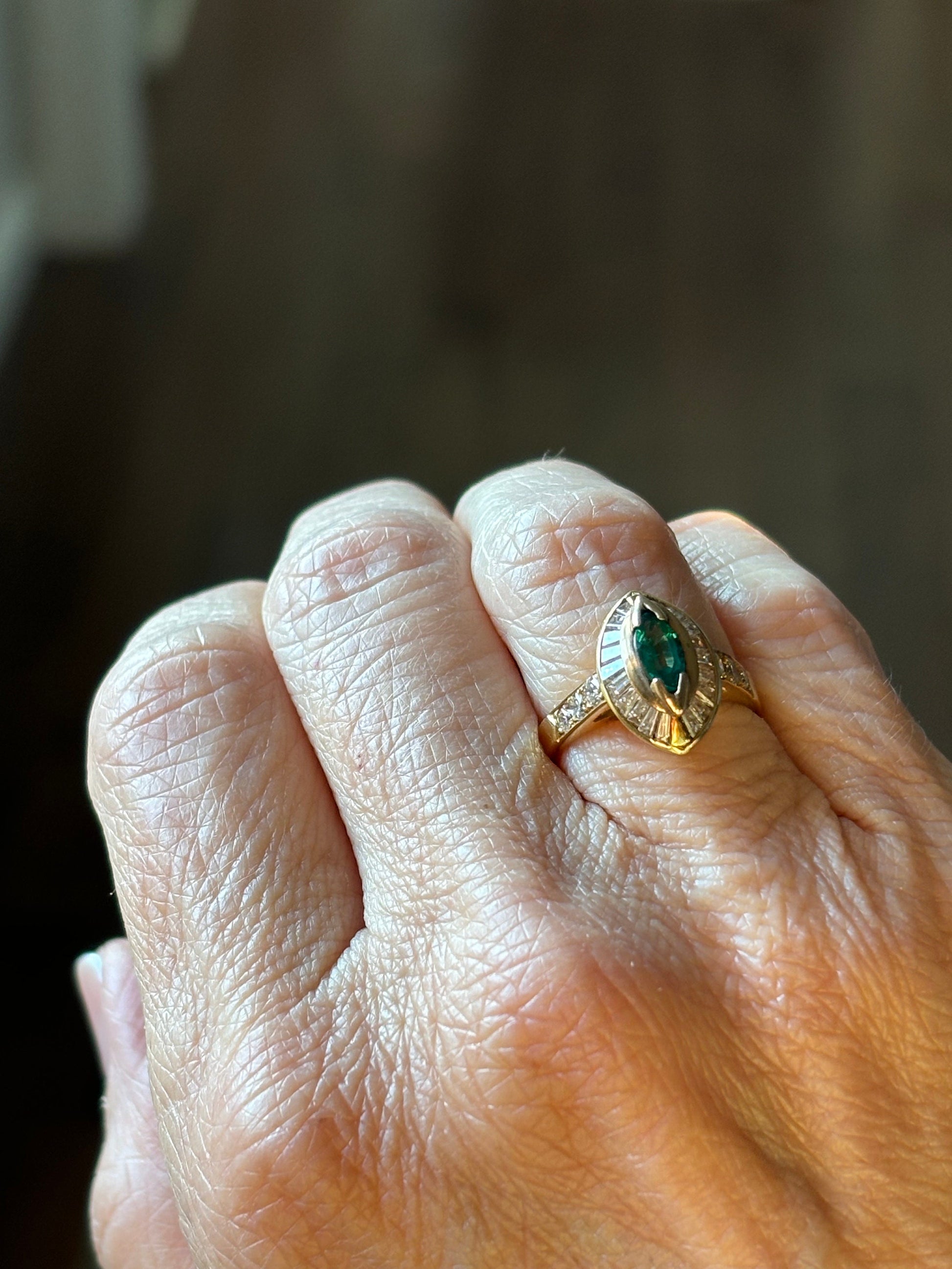 Vintage Emerald & Diamond baguette 18k  Ring