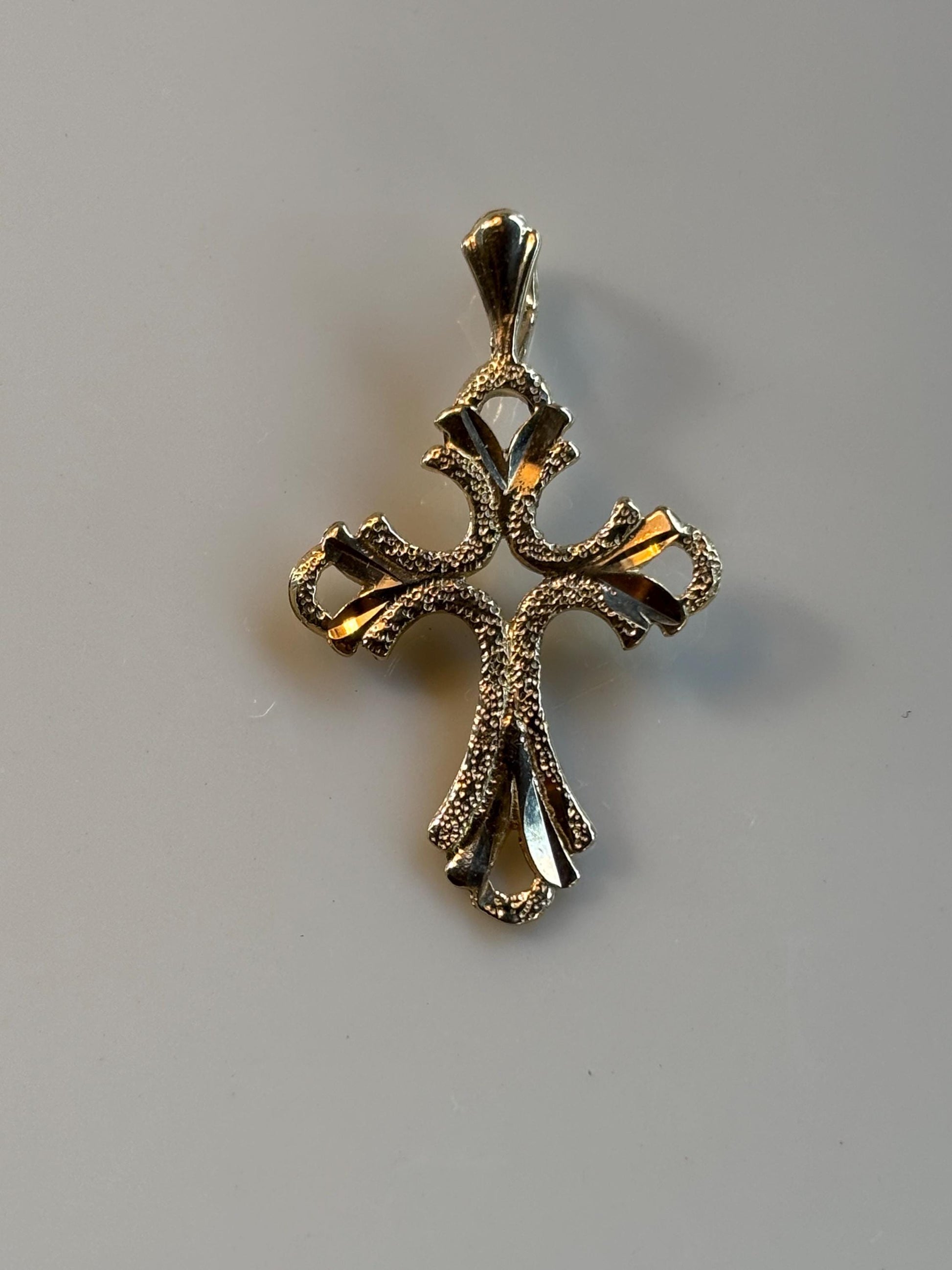 Vintage Gold Cross Pendant 14K